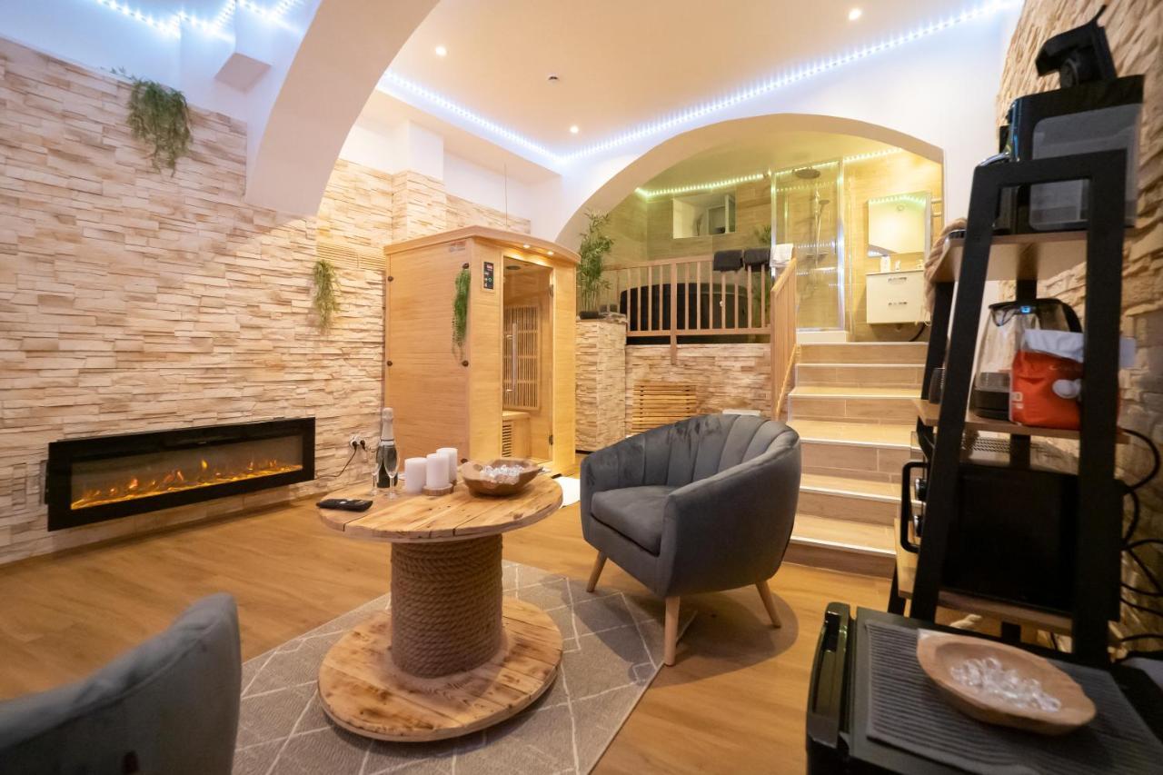 Le Spa De La Cathedrale - Jacuzzi - Sauna - Champagne - Netflix - Wifi Troyes Exterior foto