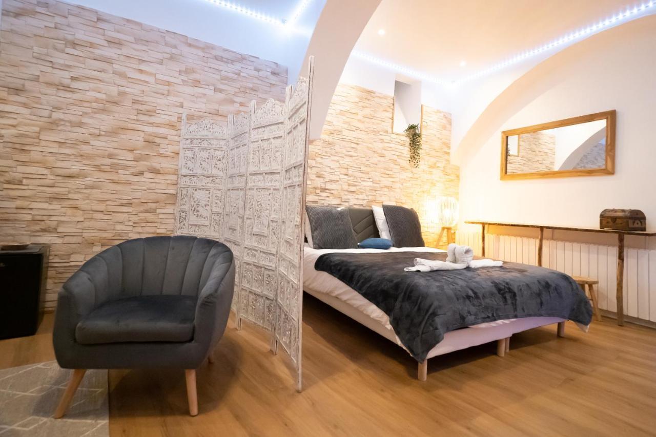 Le Spa De La Cathedrale - Jacuzzi - Sauna - Champagne - Netflix - Wifi Troyes Exterior foto